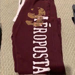 Maroon Aeropostale sweatpants men XS